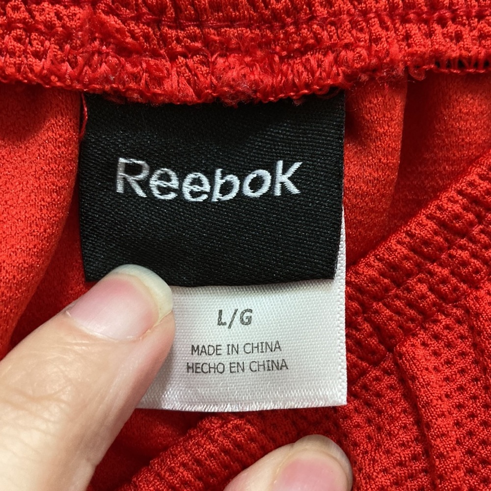Mens Reebok shorts - Picture 3 of 4